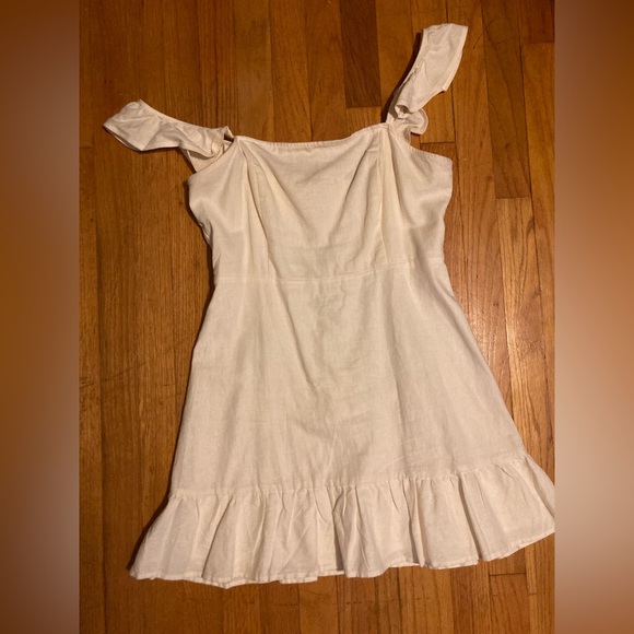 Forever 21 Dresses & Skirts - Off white/beige linen mini dress
